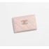 샤넬 카드 홀더 Shiny Grained Calfskin, Enamel, Strass &amp; Gold-Tone Metal 라이트 핑크  AP3343