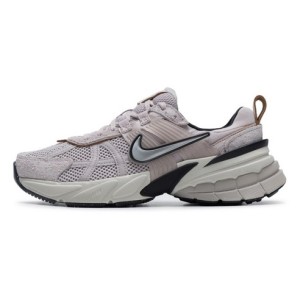 나이키 V2K 런  FN6703-001